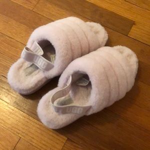 Ugg fluffy slippers house shoes
